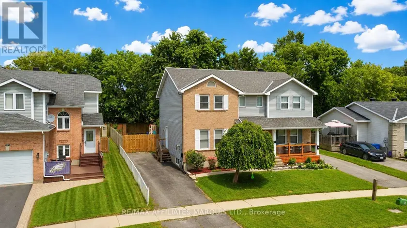 Semi-Detached/Link at 21 WELLINGTON STREET E, Cornwall