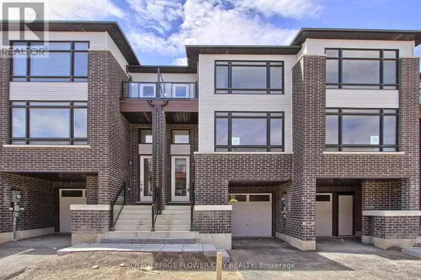 Townhouse at 33 SIDNEY ROSE COMMON, St. Catharines