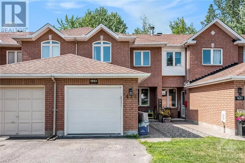Townhouse at 429 WINCANTON DRIVE, Ottawa