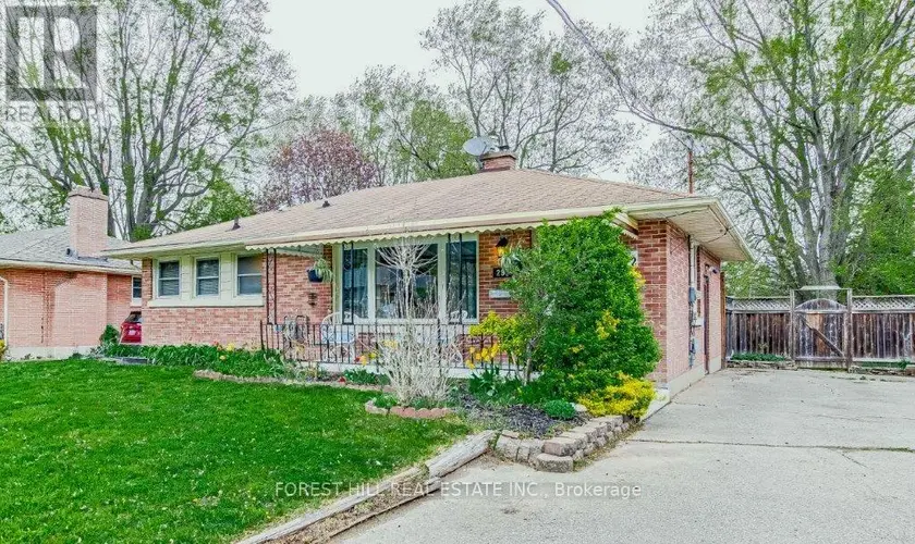 Detached at 292 GRIFFITH STREET, London South