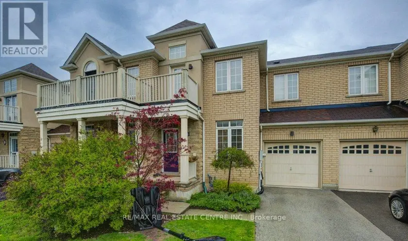 Townhouse at 28 GLENDARLING CRESCENT, Hamilton
