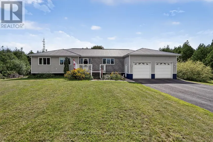 Detached at 10250 COUNTY ROAD 15 ROAD, Augusta