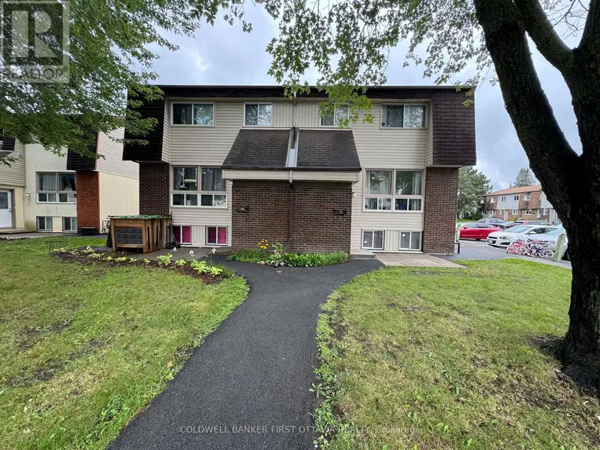 Townhouse at 19C SONNET CRESCENT, Ottawa