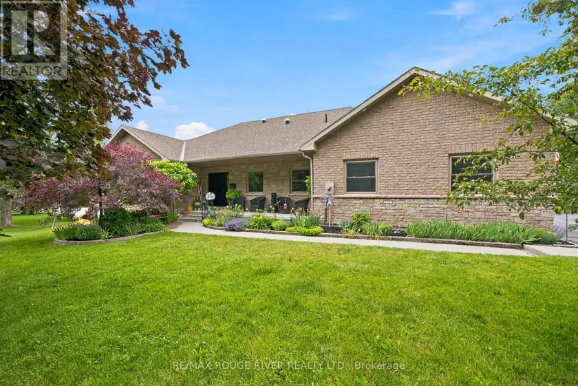 Detached at 9866 ELLIS ROAD, Hamilton Township