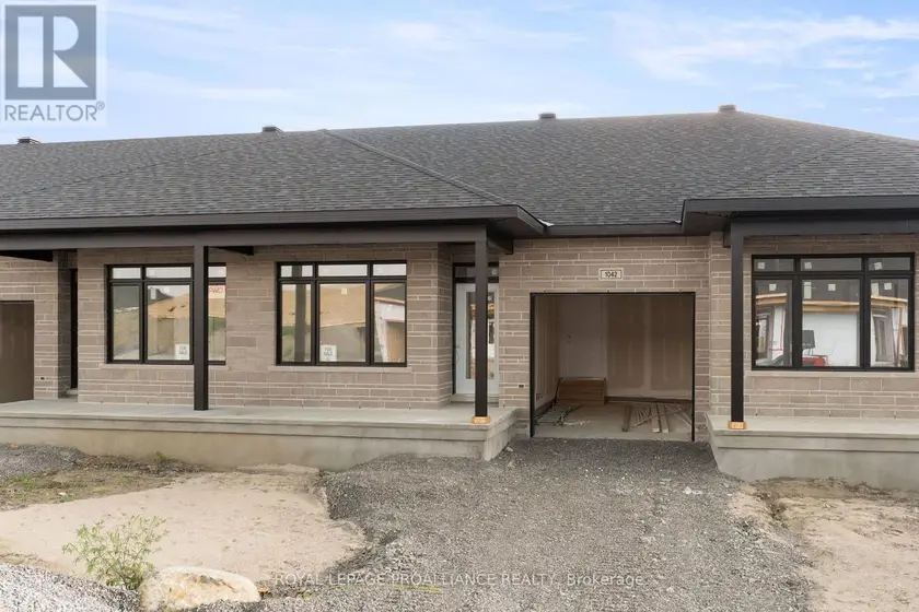 Townhouse at 1042 TURNER DRIVE, Brockville