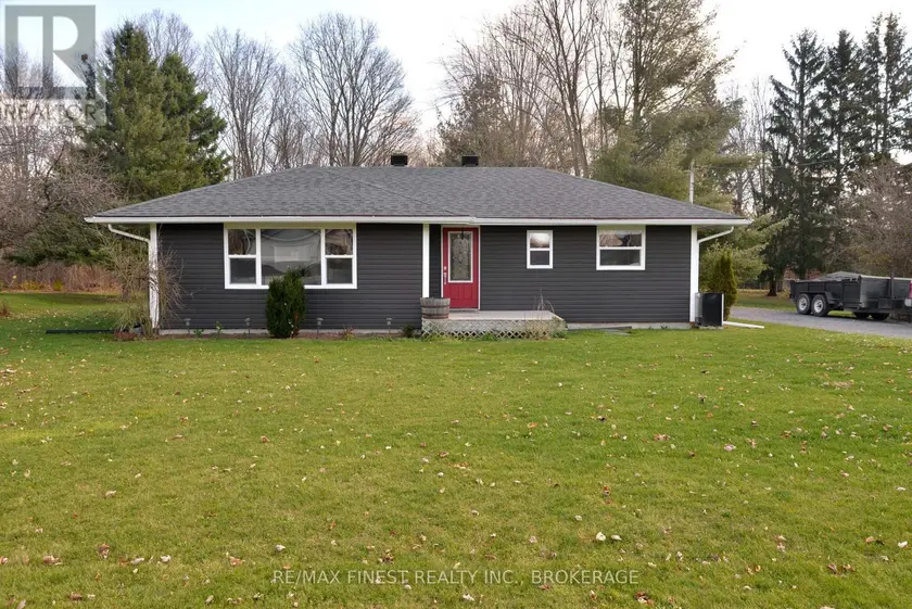 Detached at 3616 PERTH ROAD, Frontenac