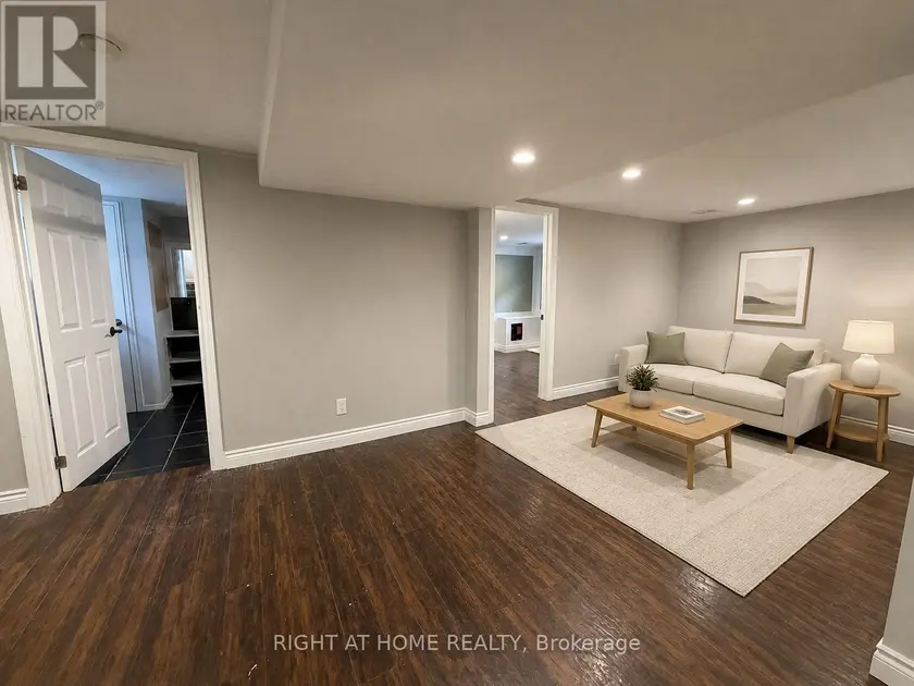 Detached at LOWER - 830 BRUCEDALE AVENUE E, Hamilton