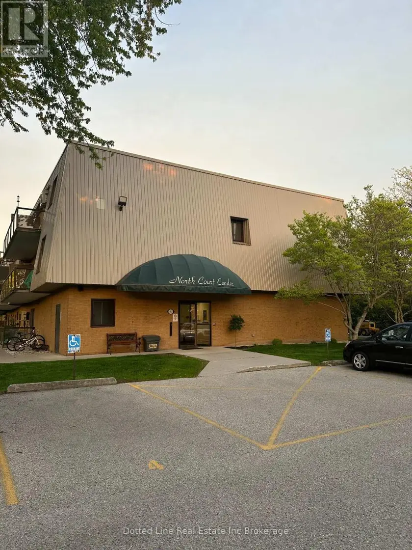 Apartment at 208 - 91 SPRUCE STREET W, Aylmer