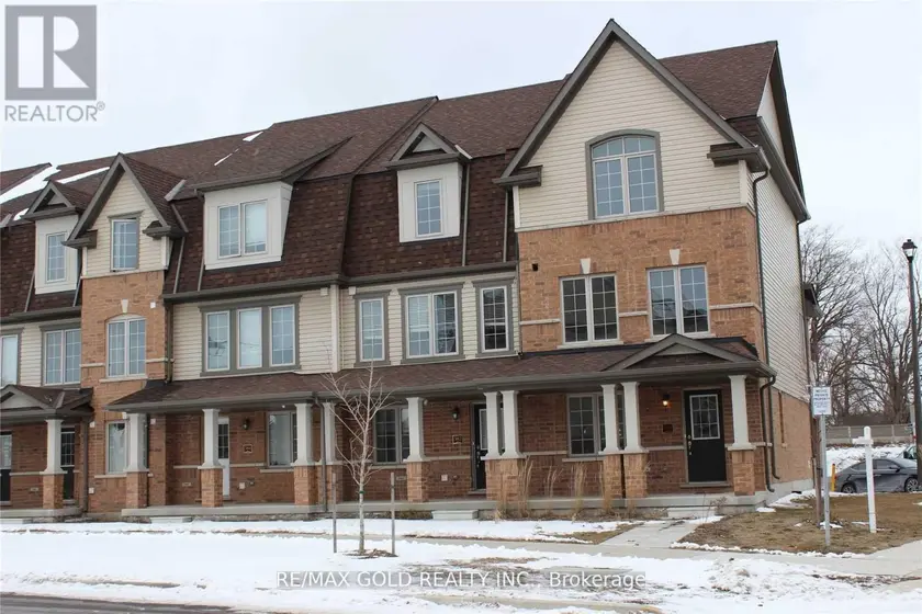 Townhouse at 67 - 763 LINDEN DRIVE, Cambridge