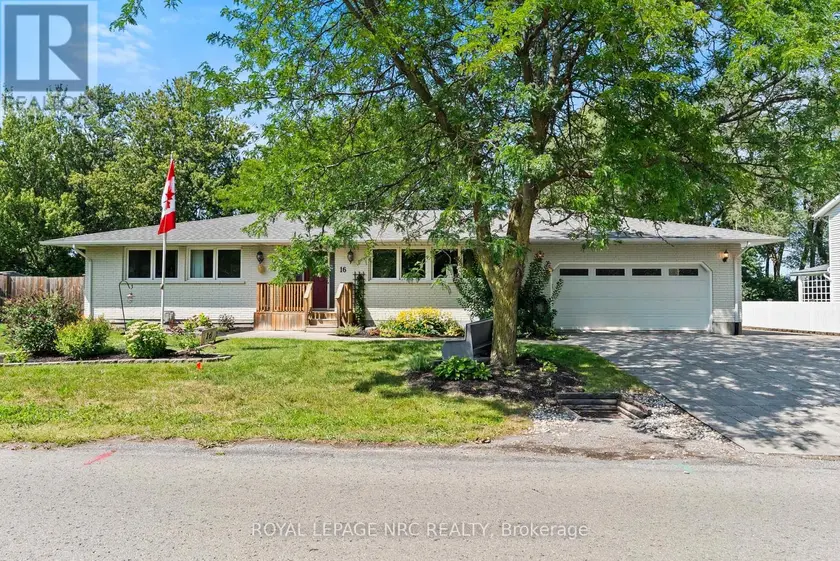 Detached at 16 DUMFRIES STREET, Niagara-on-the-Lake