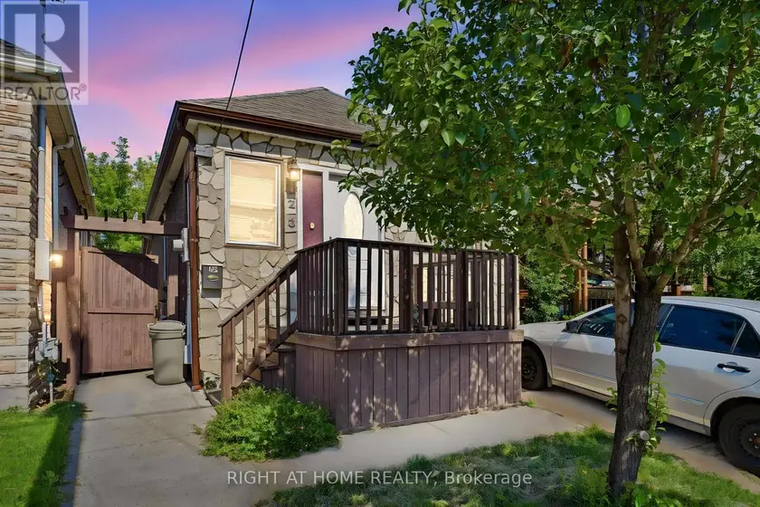 Detached at 123 CROSTHWAITE AVENUE N, Hamilton