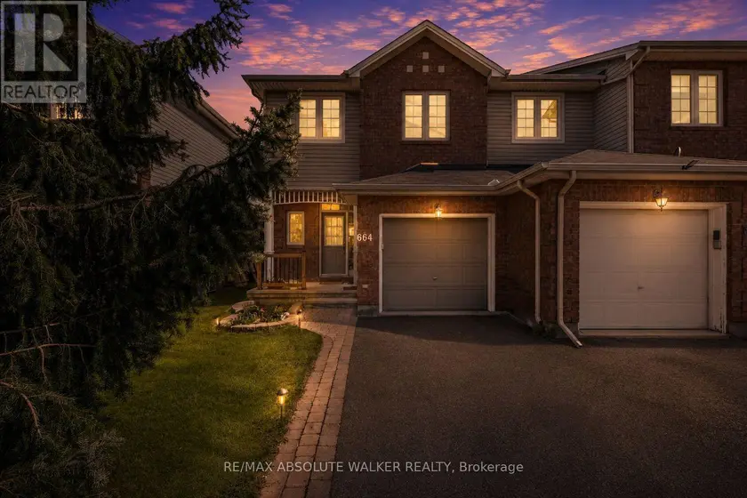 Townhouse at 664 WILD SHORE CRESCENT, Ottawa
