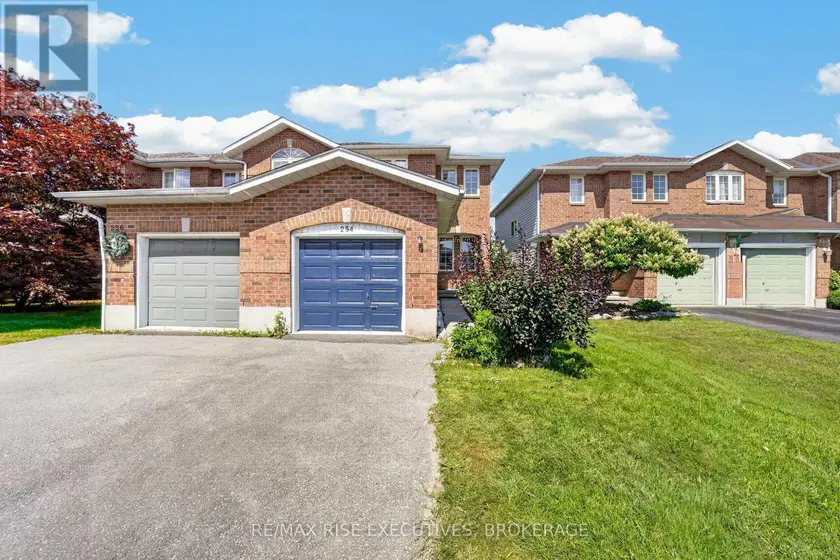 Townhouse at 254 ELLESMEER AVENUE, Kingston