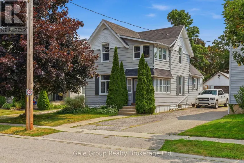 Detached at 32 WEST AVENUE, St. Thomas