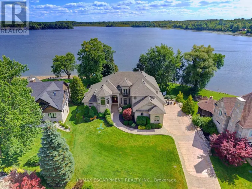 Detached at 46 SANDY SHORE BOULEVARD, Puslinch