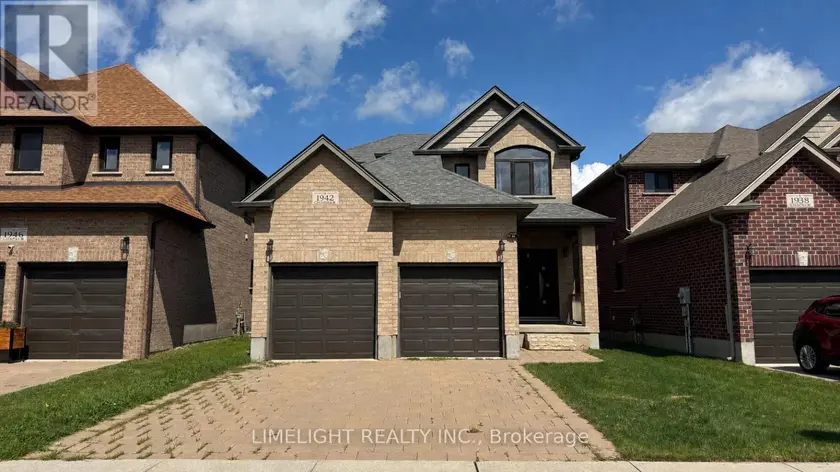 Detached at 1942 CEDARPARK DRIVE, London North
