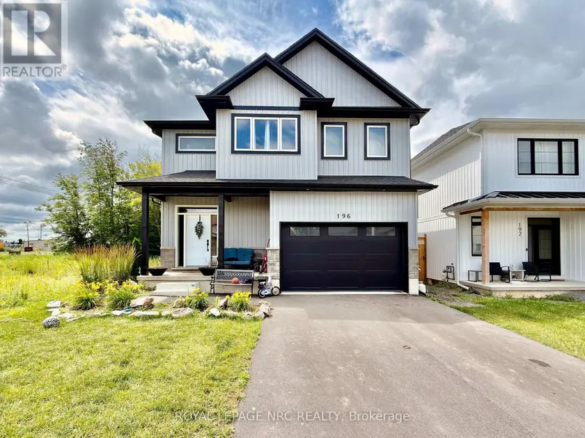 Detached at 196 HODGKINS AVENUE, Thorold