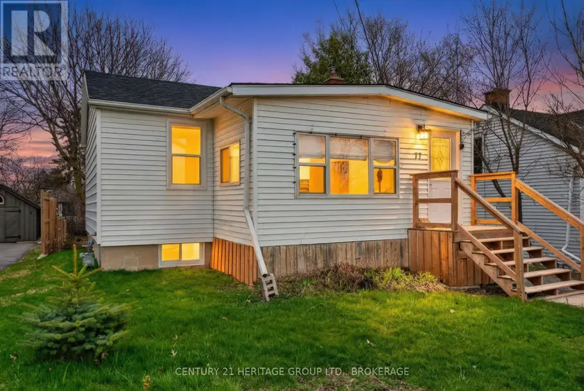 Detached at 77 PORTSMOUTH AVENUE, Kingston