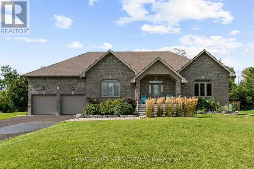Detached at 557 TULLAMORE STREET, Ottawa