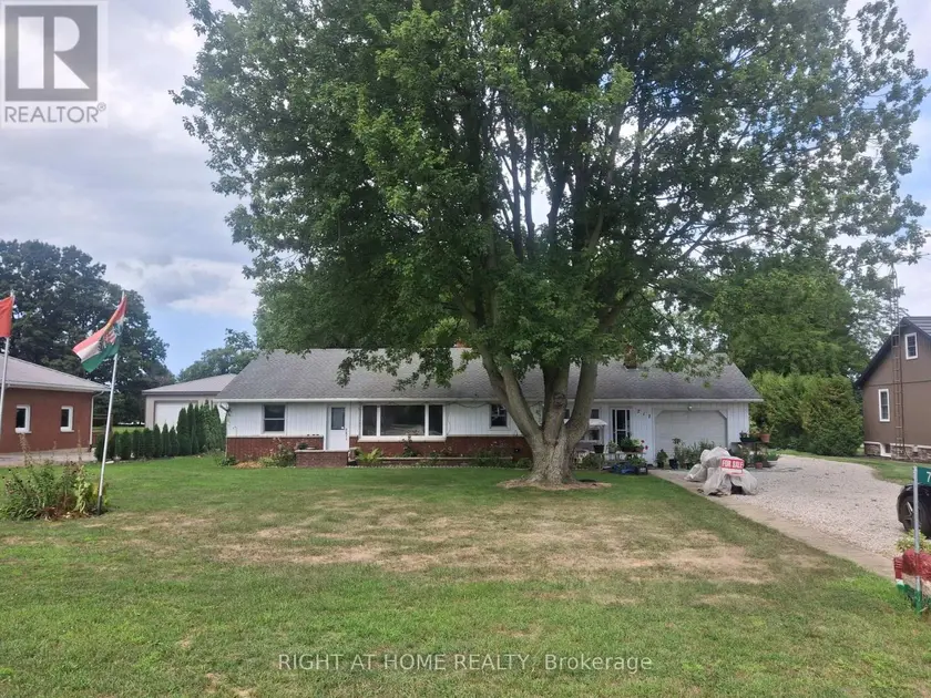 Detached at 717 MERSEA RD 6 ROAD E, Leamington