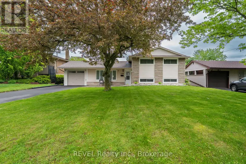 Detached at 4480 QUEENSWAY GARDENS, Niagara Falls