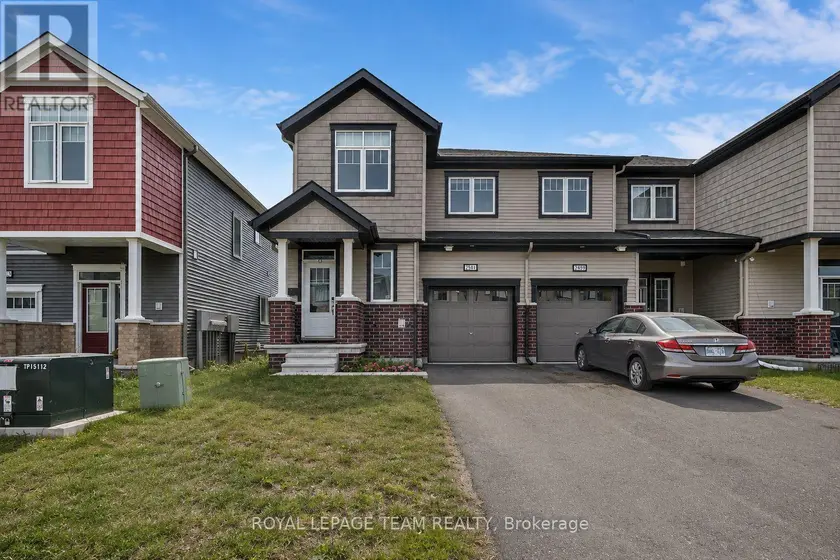 Townhouse at 2501 WATERCOLOURS WAY, Ottawa