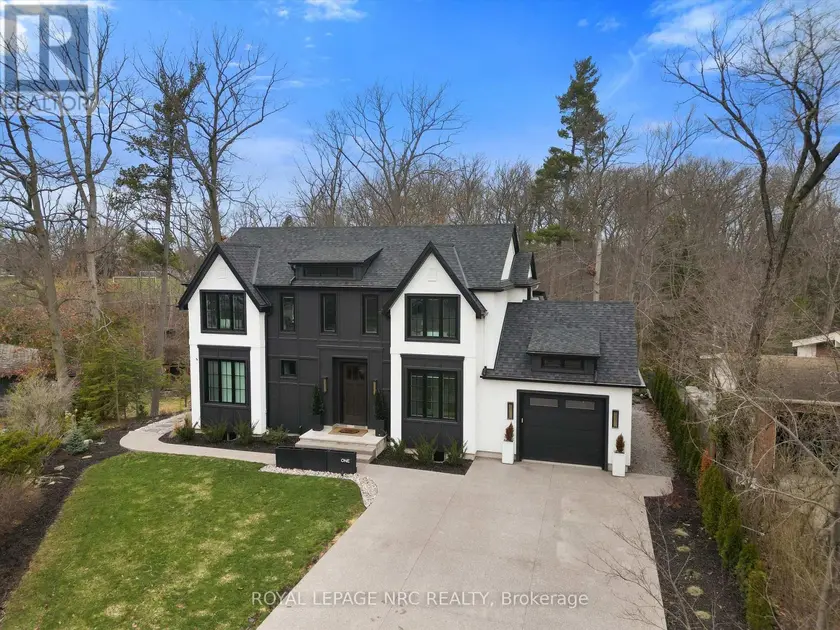 Detached at 1 BRIARFIELD CRESCENT, St. Catharines