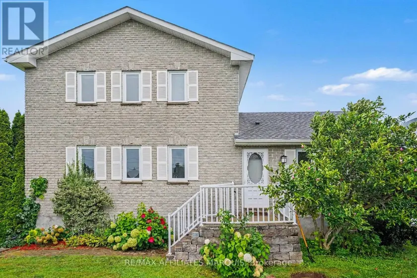 Detached at 428 JOHNSTON ROAD, Athens