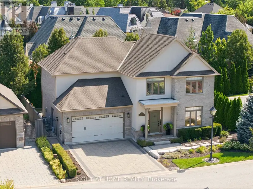Detached at 4 MERITAGE LANE, Niagara-on-the-Lake