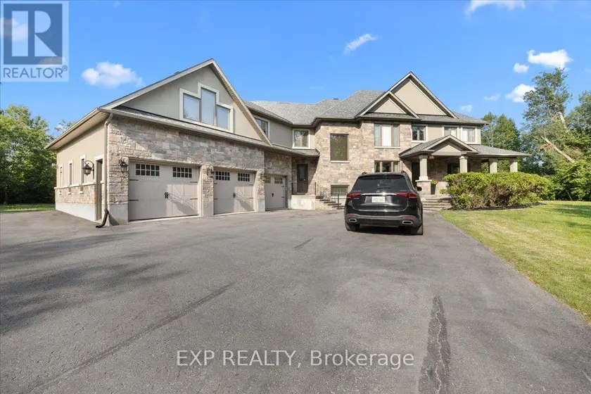 Detached at 130 IRONSTONE COURT, Ottawa