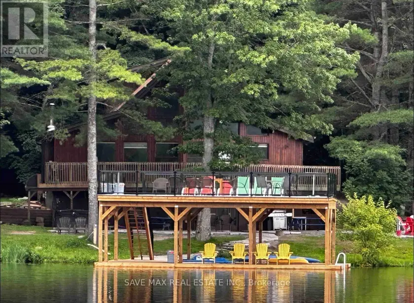 Detached at 42 TODHOLM DRIVE TODHOLM DRIVE, Muskoka Lakes