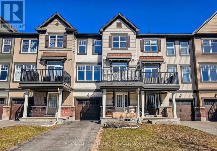 Townhouse at 512 THIMBLEBERRY ROW, Ottawa