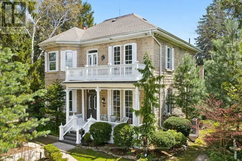 Detached at 212 QUEEN STREET E, Cambridge