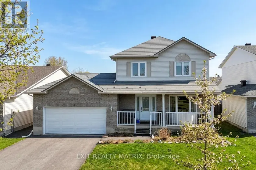 Detached at 106 LACHAINE STREET, Russell