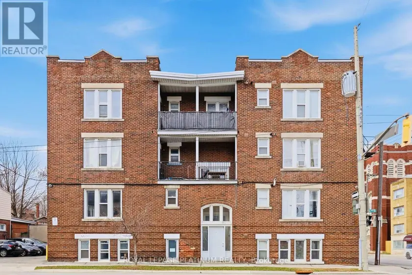 Multiplex at 6 - 120 SHERMAN AVENUE S, Hamilton