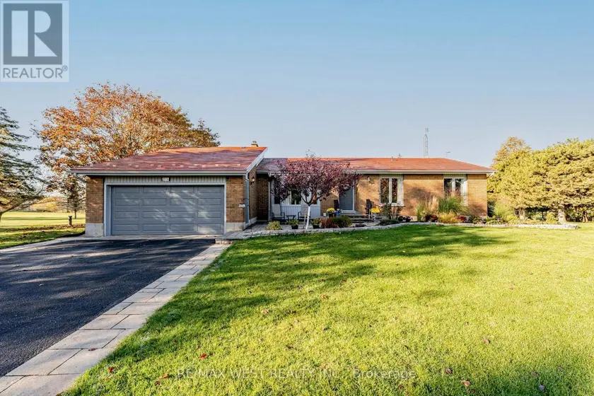 Detached at 2776 DALEWOOD COURT, Hamilton Township