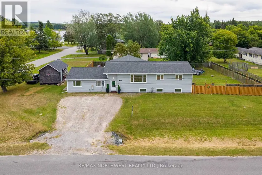 Detached at 25 PARK AVENUE, Kenora
