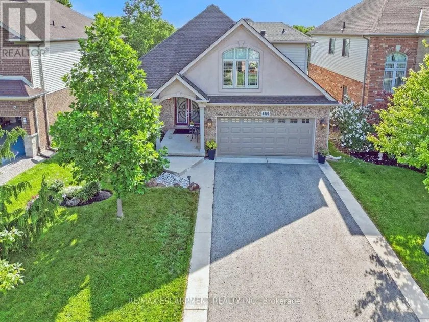 Detached at 4451 COMFORT CRESCENT, Lincoln
