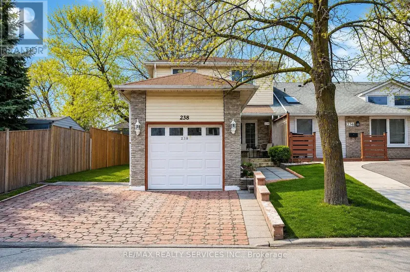 Townhouse at 238 LINDEN DRIVE, Cambridge