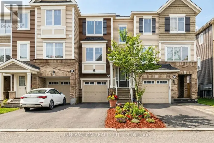 Townhouse at 112 GELDERLAND PRIVATE, Ottawa
