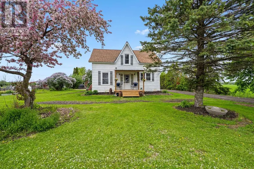 Detached at 12689 RIVER ROAD, North Dundas