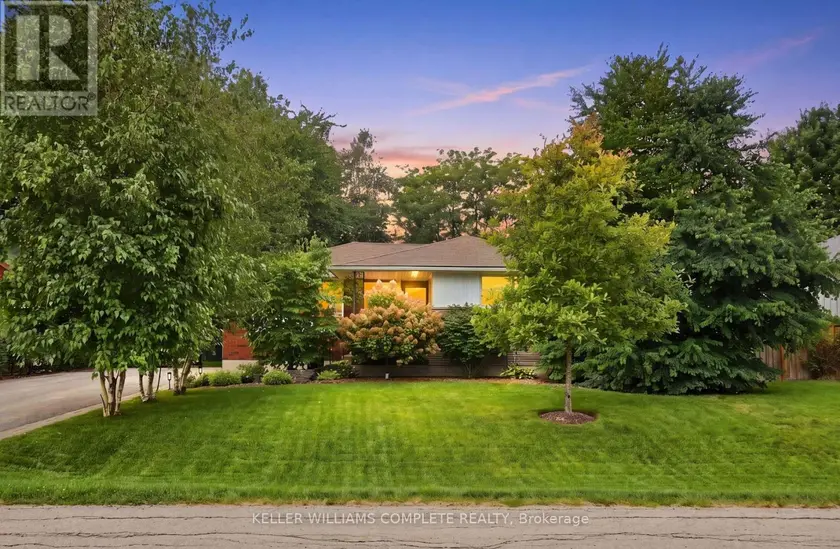 Detached at 238 SEMINOLE ROAD, Hamilton