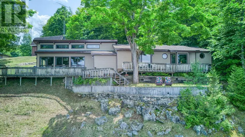 Detached at 1182B JOHNSTON LANE, Frontenac