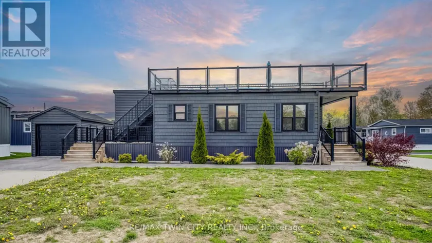 Detached at 61 - 77683 BLUEWATER HIGHWAY, Bluewater