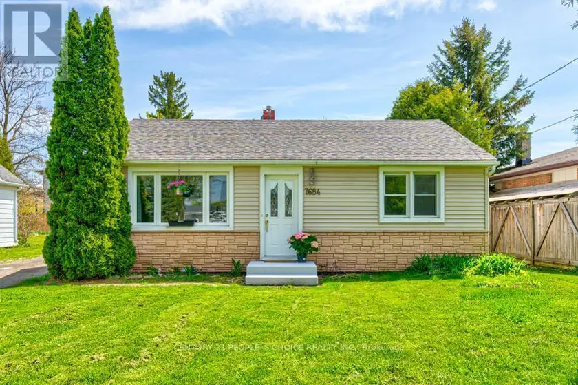 Detached at 7684 BADGER ROAD, Niagara Falls