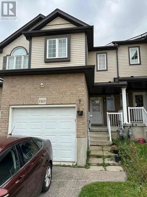 Townhouse at 1369 COUNTRYSTONE DRIVE, Kitchener