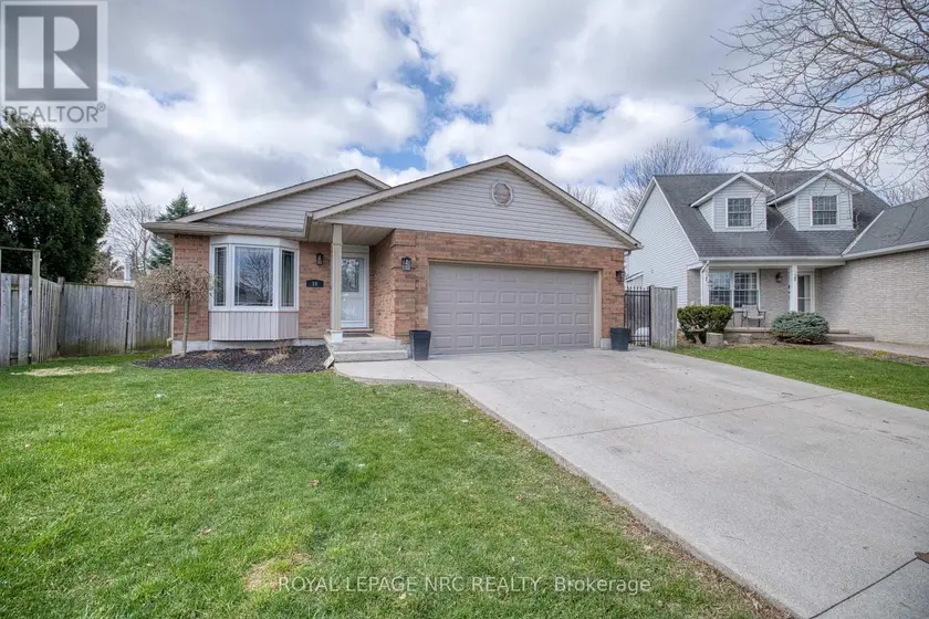 Detached at 16 LEONARD DRIVE, St. Catharines