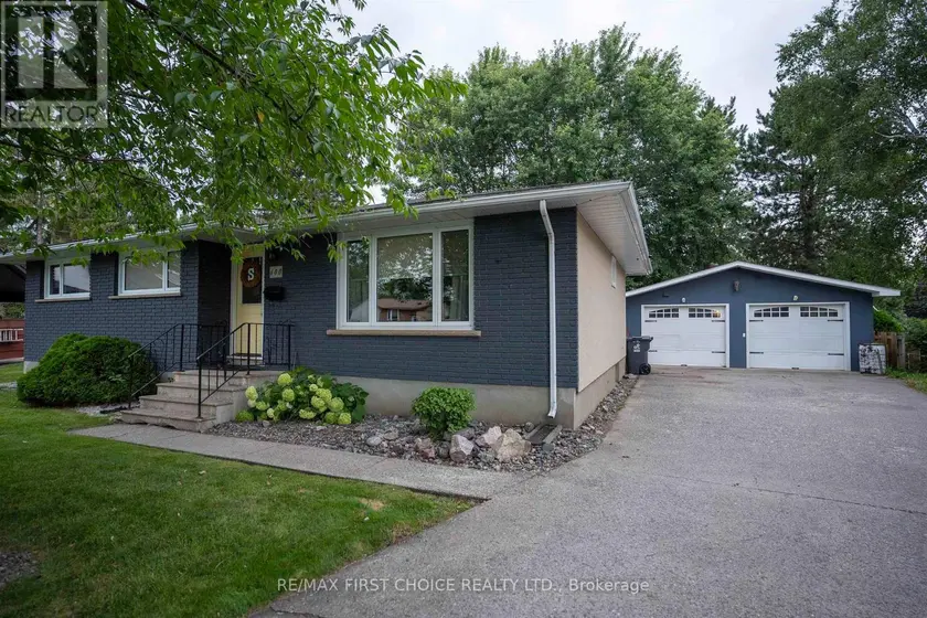 Detached at 600 ASHDALE PLACE, Thunder Bay
