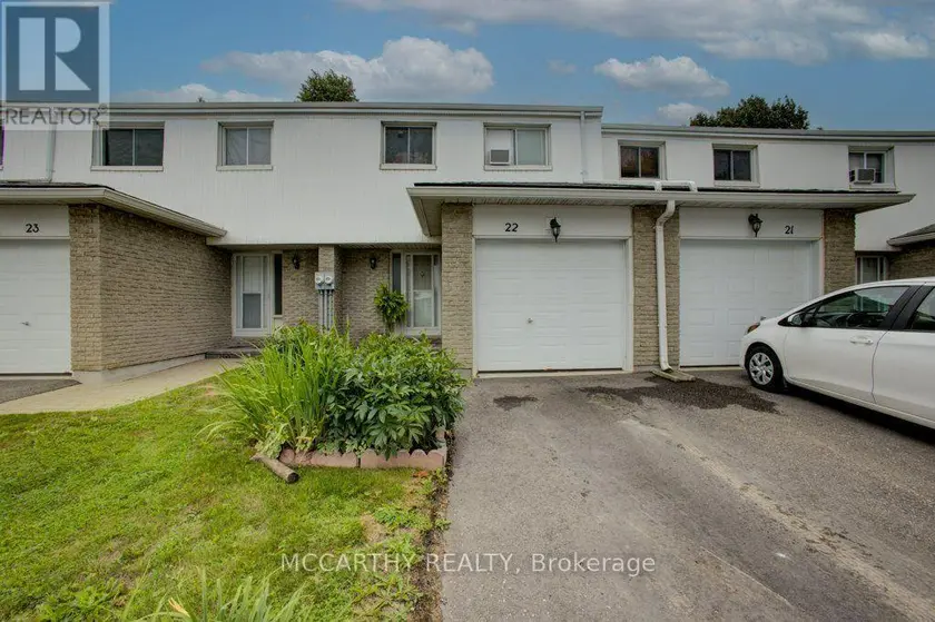 Townhouse at 22 - 325 WILLIAM STREET, Shelburne