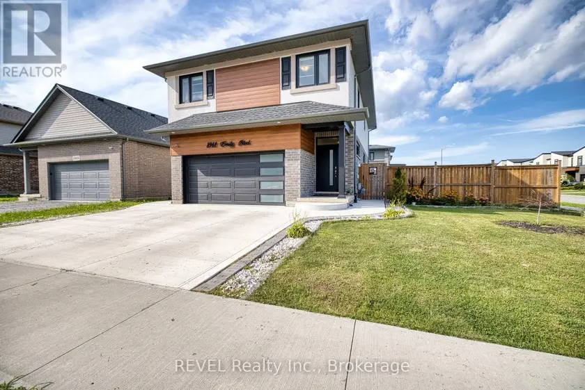 Detached at 8961 EMILY BOULEVARD, Niagara Falls